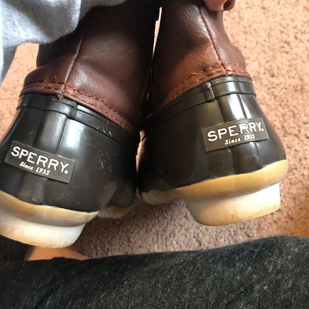 SPERRY DUCK BOOTS